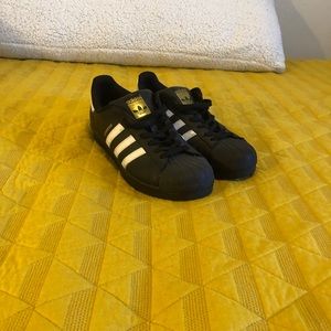 Adidas Superstar Casual Shoes